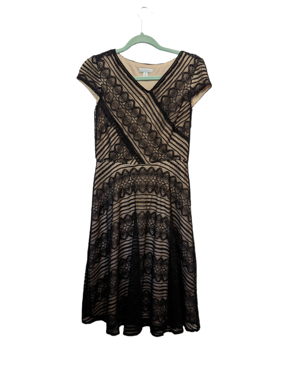 New London Times Black Lace Dress Nude Lining Size 4